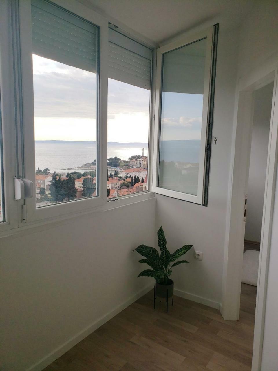 Apartment Pjero Spalato Esterno foto