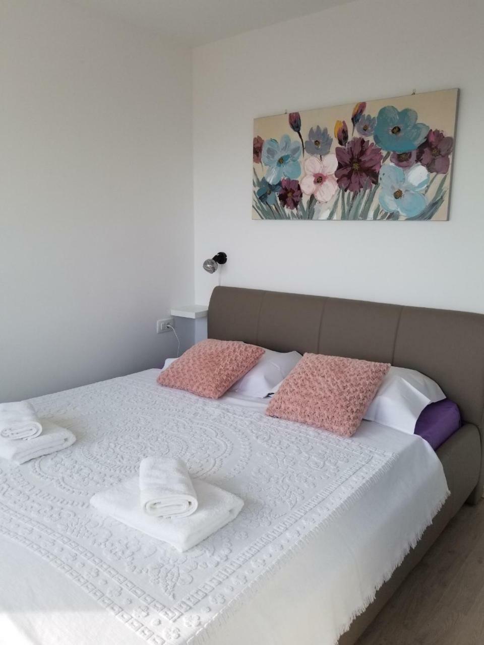 Apartment Pjero Spalato Esterno foto