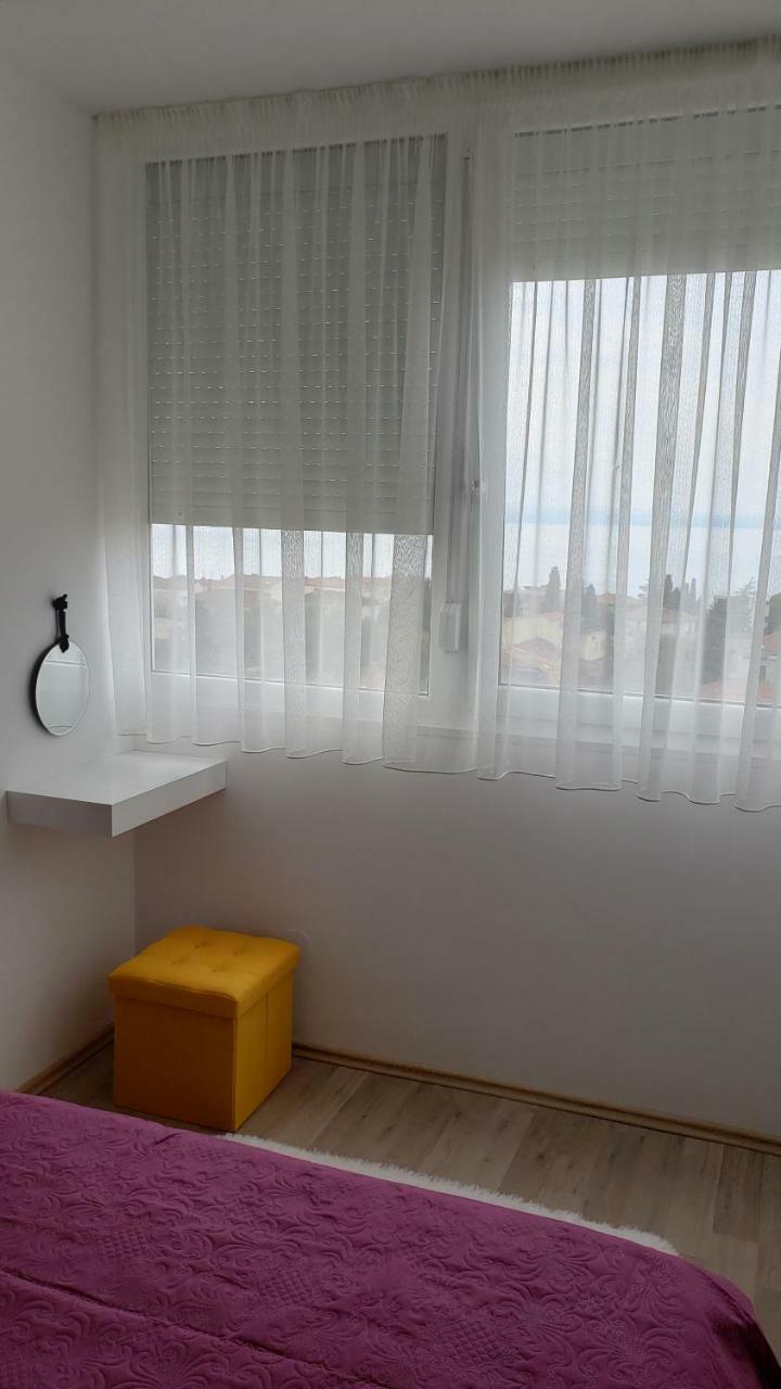 Apartment Pjero Spalato Esterno foto